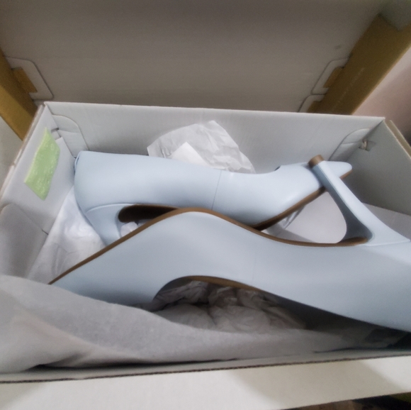 MICHAEL Michael Kors Dorothy Flex Pump - Picture 6 of 7